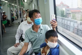 Metro Cát Linh - Hà Đông vận hành những ngày đầu mới đạt 16% sức chứa