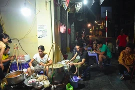 Hà Nội chính thức bỏ quy định quán ăn được mở cửa đến 21 giờ