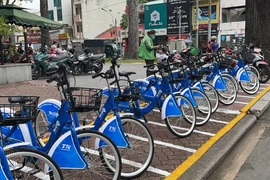 Đề xuất thí điểm 1.000 xe đạp công cộng có thu phí tại 6 quận Hà Nội