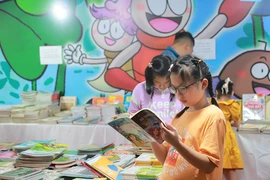 Nhiều hoạt động ở Hội sách Hà Nội tại phố đi bộ hồ Hoàn Kiếm