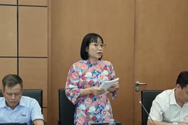 ĐBQH bức xúc vì quảng cáo thuốc không khác gì quảng cáo thức ăn gia súc