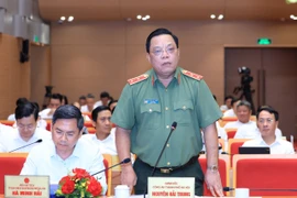 Giám đốc Công an Hà Nội: Có hộ dân ăn chẳng đủ, sao tính việc mua bình chữa cháy?