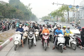 Hà Nội không cấm tuyệt đối xe máy xăng trong Vành đai 1 từ 1-7