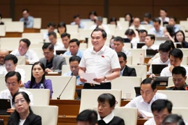 Có thể phát sinh tình huống luật sư công là sếp của thẩm phán, kiểm sát viên, điều tra viên