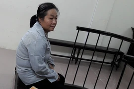 Lừa 'chạy' việc cho giáo viên kiếm hàng trăm triệu đồng