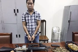 Bắt 'trùm' vũ khí cùng 4 khẩu súng và 300 viên đạn