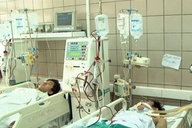 Khởi tố vụ ngộ độc rượu khiến nhiều sinh viên nhập viện