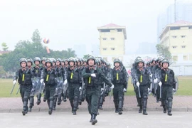 Bộ Tư lệnh CSCĐ nhận Huân chương Quân công hạng Nhất