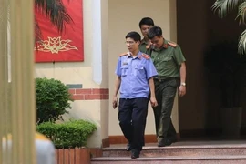 Khám xét nơi làm việc của Chánh thanh tra Bộ TT&TT 