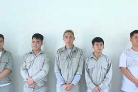 Nhân viên ngân hàng bán thông tin khách cho tội phạm