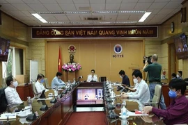 Kiến nghị Hà Nội cách ly thêm 1 tuần, TP.HCM giảm nguy cơ