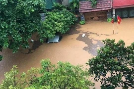 CSGT căng mình giữa mưa lũ lịch sử ở Hà Giang