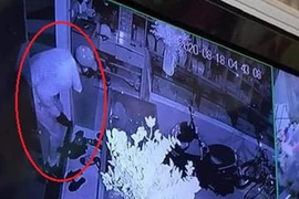 1 tiệm vàng trình báo bị trộm 350 lượng