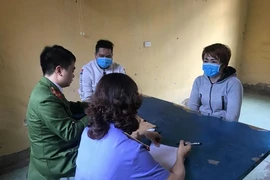 Khởi tố nữ chủ quán bánh xèo hành hạ nhân viên 15 tuổi