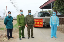 Chốt kiểm soát phòng, chống dịch COVID-19 tại xã Cẩm Lý. Ảnh: Báo Bắc Giang