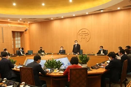 Hà Nội đóng cửa quán ăn đường phố, trà đá, cà phê