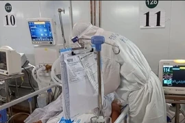 Cô gái nhiễm COVID-19, phổi tổn thương nặng nhưng thoát nguy kịch thần kỳ
