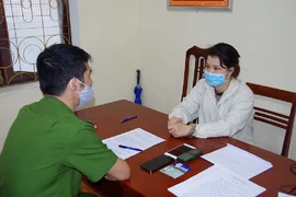 Giả giọng đàn ông lừa đảo 1 phụ nữ hơn 4 tỉ đồng