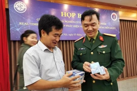 Một số sĩ quan Học viện Quân y từng nhận xét tích cực về kit test Việt Á