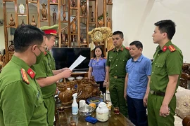 1 trưởng khoa bệnh viện bị bắt vì nhận hối lộ vụ kit test Việt Á