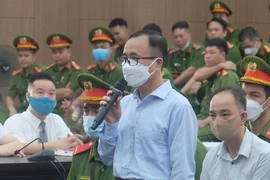 Cựu bí thư Bình Dương: ‘Tôi không bao che doanh nghiệp’, ‘lúc ký tin là rất đúng’