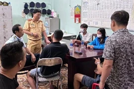 CSGT kịp thời tìm được 2 thiếu niên bỏ nhà đi