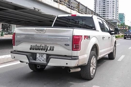 Đừng nhầm làn đường khi chạy xe ô tô bán tải 