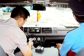 Ô tô không lắp hộp đen bị phạt như thế nào?