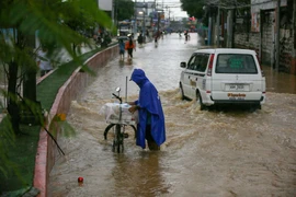 Bão Yagi càn quét Philippines làm 13 người chết, di chuyển vào Biển Đông