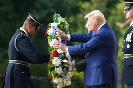 Con trai cố nghị sĩ McCain chỉ trích nặng ông Trump, nói sẽ bầu cho bà Harris
