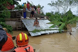 Ít nhất 151 người chết, mất tích ở Philippines do bão Trà Mi