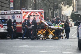 Xả súng kinh hoàng tại tòa nhà 44 tầng ở New York, nhiều người thiệt mạng