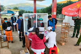 Kon Tum: Hoàn trả không được 5,3 tỉ đồng tiền chênh lệch xét nghiệm COVID-19