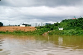 Một công nhân nghi rơi bể thải nhà máy mì mất tích
