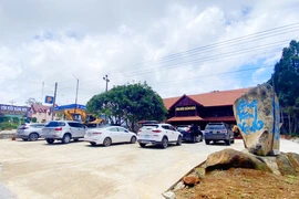 Xử phạt HTX 'núp bóng' dự án bảo tồn lan để mở nhà hàng cơm niêu