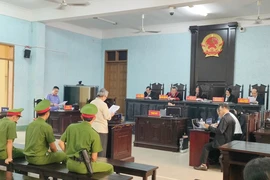 Vụ thẩm phán nhận hối lộ 500 triệu: Bị cáo không nhận tội, nói bị gài bẫy