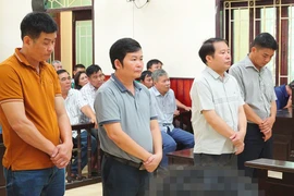 Nhận hối lộ bỏ qua lỗi đăng kiểm, cựu giám đốc bị phạt 3 năm tù