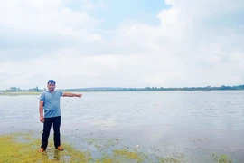Độc đáo mô hình nuôi cá gây quỹ cho dân làng