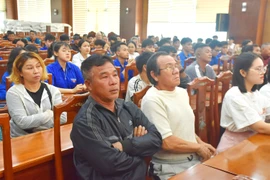 Gia Lai tuyên truyền chống khai thác IUU bằng phiên tòa giả định