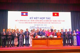 Gia Lai ký kết hợp tác với 4 tỉnh Nam Lào