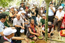 Đặc sắc nghi lễ cúng rừng, cầu Giàng che chở cho dân làng Tây Nguyên