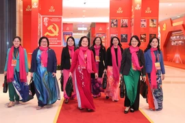 Khát vọng phồn vinh nhìn từ 'bốn kiên định'