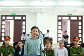 Chủ tọa nói Hà Văn Thắm 'rất nhân văn, thương HĐXX...'