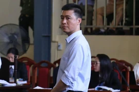 Vì sao 'ông trùm' cờ bạc Phan Sào Nam ra đầu thú?