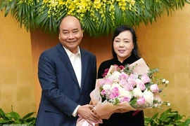 Thủ tướng cám ơn những đóng góp của bà Kim Tiến