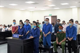 Truy tố cựu giám đốc chi nhánh ngân hàng Việt Á tiếp tay lừa đảo hàng trăm tỉ đồng