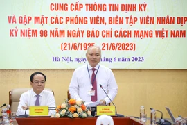 Sẽ báo cáo Bộ Chính trị việc nghiên cứu giảm số lượng bộ, ngành