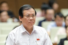 ĐBQH Vũ Trọng Kim: 'Quà cảm ơn gì mà nhiều thế'