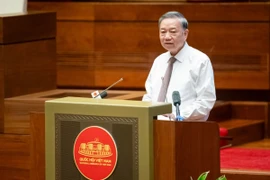 Tổng Bí thư: Chương trình ‘Bình dân học vụ số’ gắn với thi đua khen thưởng hàng năm.