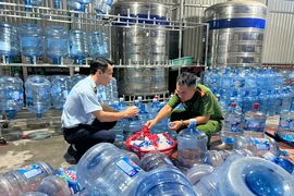 Thông tin mới nhất vụ sản xuất, buôn bán bình nước Lavie giả